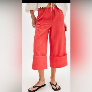 Z05.New Free People Lula Cuff Pants In 
Flame Red - Women’s Cropped Wide-Leg